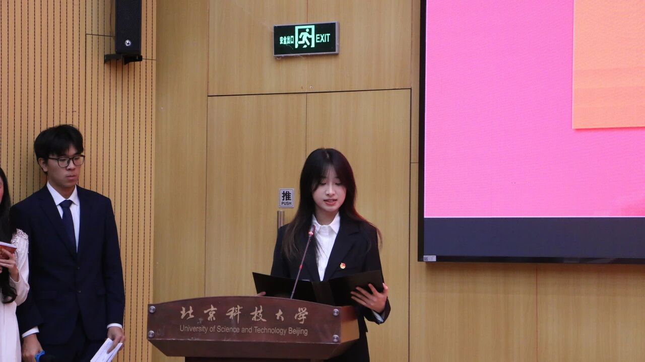 e21fb98bbb9b4697eefb750f27765c0e.jpg e21fb98bbb9b4697eefb750f27765c0e.jpg